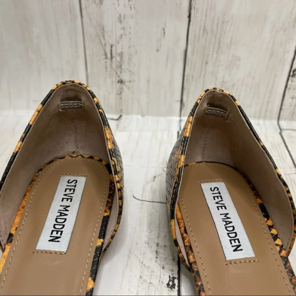 Steve Madden Genius d’Orsay in Yellow Snake Flat - Picture 6 of 13